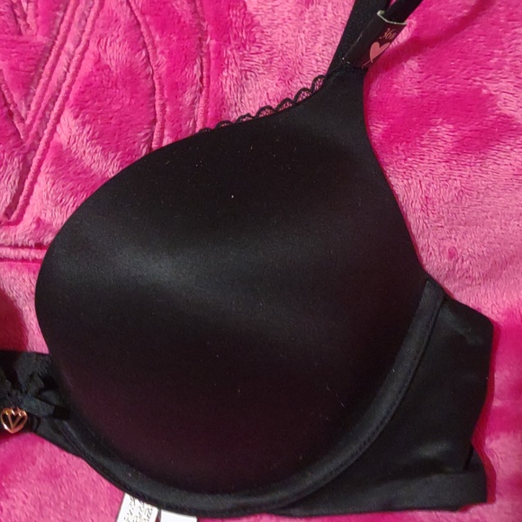 Victoria Secret Body by Victoria Push Up Bra Size 36B NWT - Picture 4 of 7